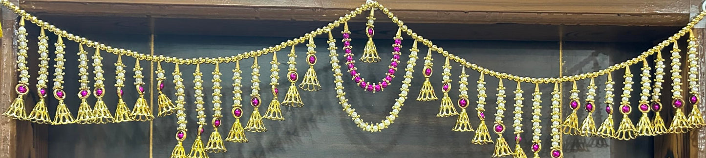दरवाजे के लिए पूजाहोम तोरण, सफेद मोती जुला क्रिस्टल तोरण, घर के दरवाजे के लिए दीवार पर लटकने वाला बंदरवाल, दरवाजे की सजावट, मुख्य प्रवेश द्वार, त्योहार, मंदिर, पूजा कक्ष, दिवाली तोरण के लिए सजावट - रंग लाल