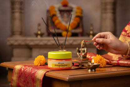 पूजाहोम मूल प्रीमियम गुणवत्ता हनुमान जी सिंदूर | 100% शुद्ध नारंगी सिंदूर (100 ग्राम)